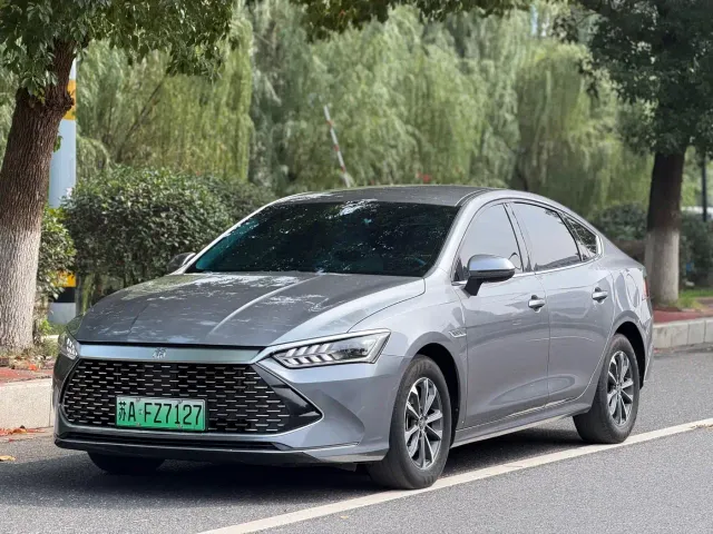 BYD Qin PLUS — Фото автомобиля 2