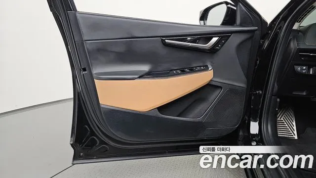 Kia EV6 — Фото автомобиля 12