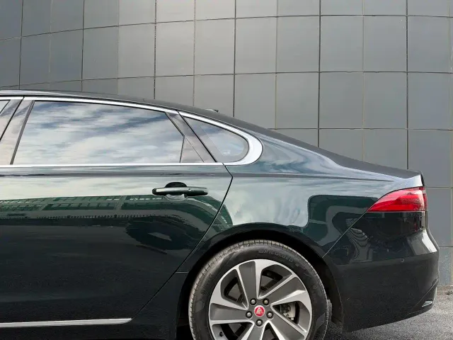 Jaguar XFL — Фото автомобиля 13