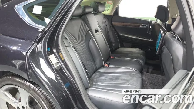 Genesis G80 Бензин 3.5 турбо AWD — Фото автомобиля 11