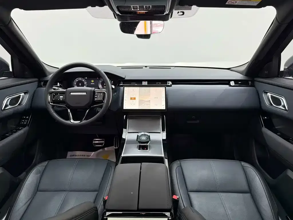 Land Rover Range Rover Velar 2024 Dynamic SE — Фото автомобиля 13