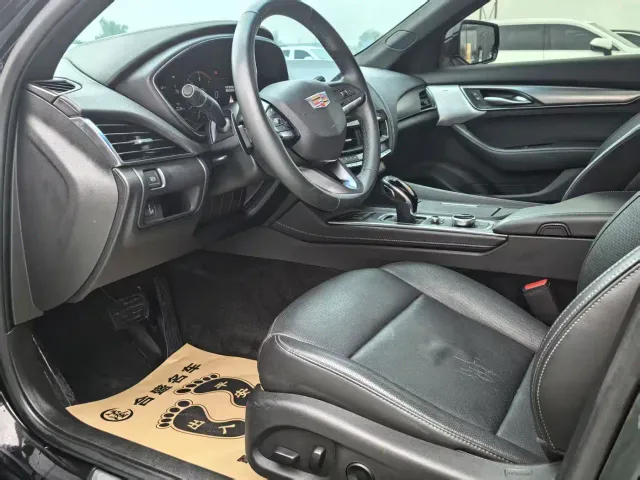 Cadillac CT5 — Фото автомобиля 4
