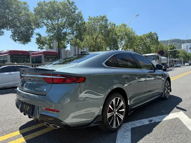 Geely Xingrui — Фото автомобиля 4