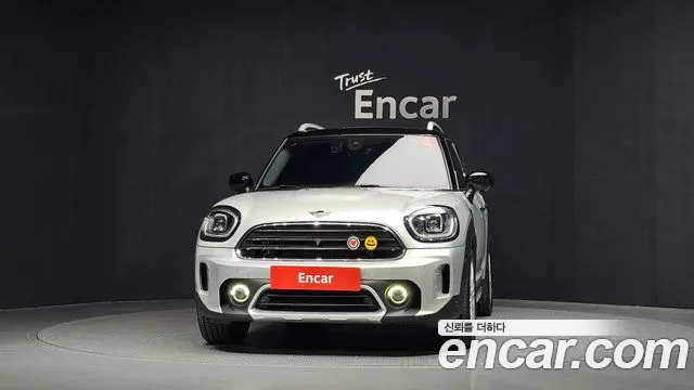 MINI Countryman — Фото автомобиля 3