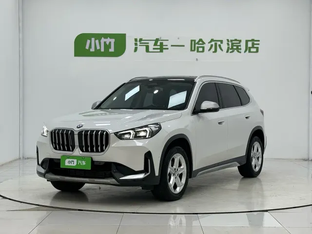 Фотография автомобиля — BMW X1