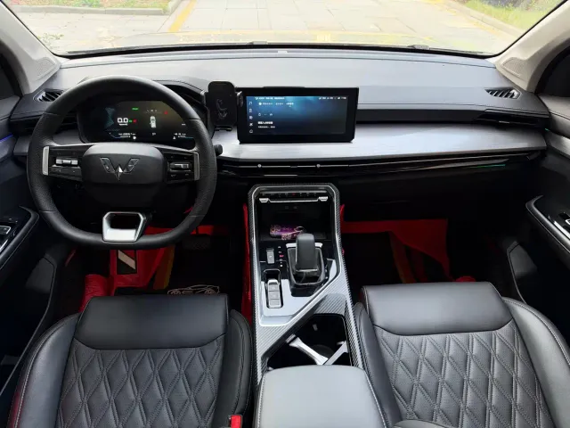 Wuling Asta — Фото автомобиля 4
