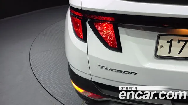 Hyundai Tucson Tucson (NX4) Бензин 1.6 турбо 2WD — Фото автомобиля 23