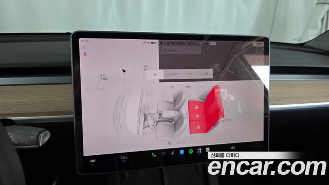 Tesla Model Y — Фото автомобиля 16
