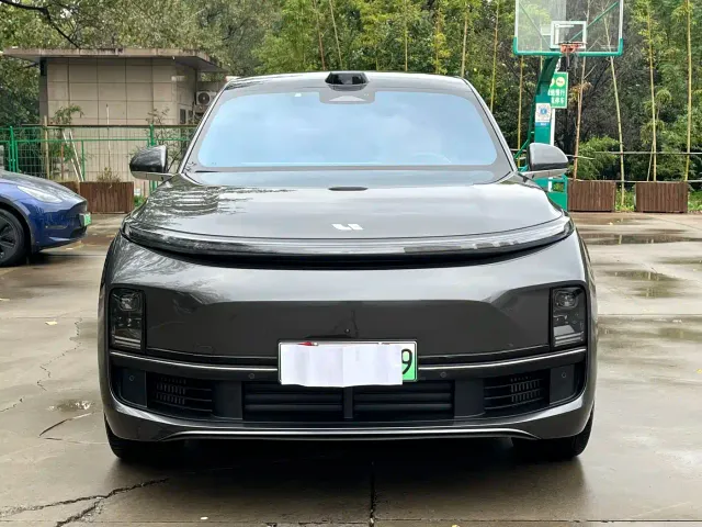 Фотография автомобиля — Li Auto L9