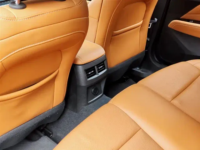 Cadillac CT4 — Фото автомобиля 9