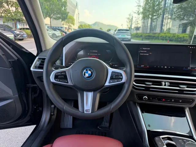 BMW i3 — Фото автомобиля 15