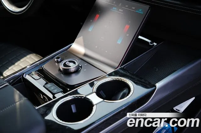 Cadillac Escalade Generation 5 — Фото автомобиля 11