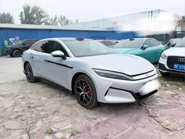 BYD Han L — Фото автомобиля 3