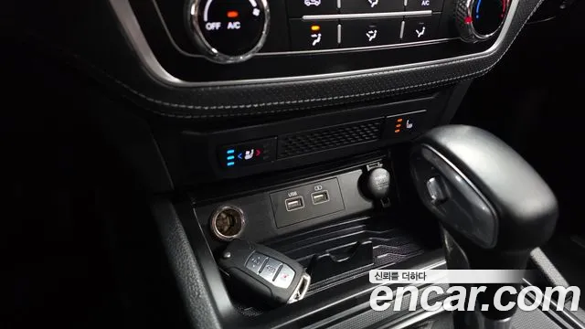 KG_Mobility_Ssangyong Rexton Новый Rexton Sport Khan Дизель 2.2 4WD — Фото автомобиля 29