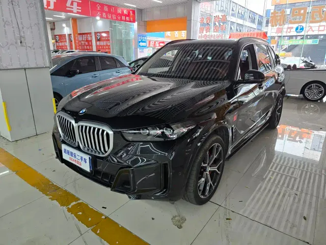 Фотография автомобиля — BMW X5