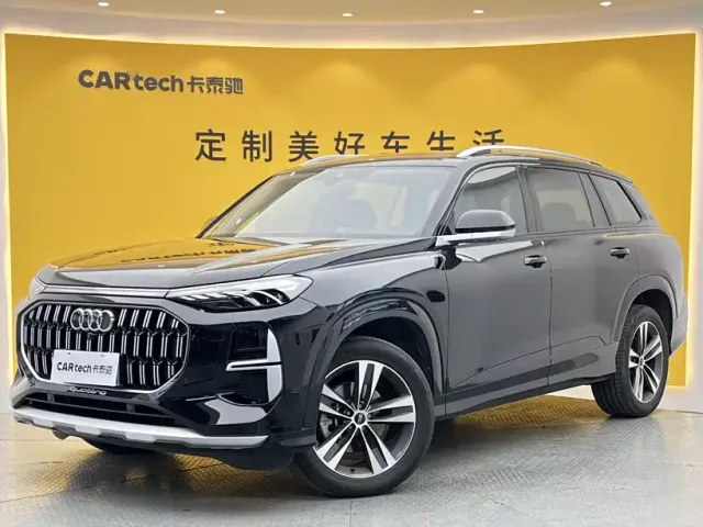 Фотография автомобиля — Audi Q6