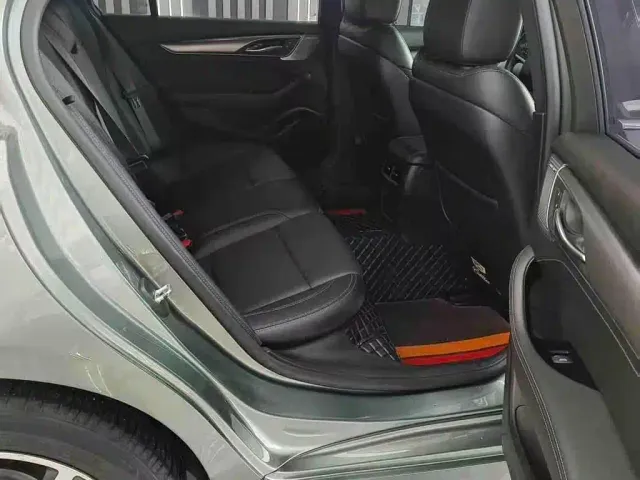 Cadillac CT5 — Фото автомобиля 15