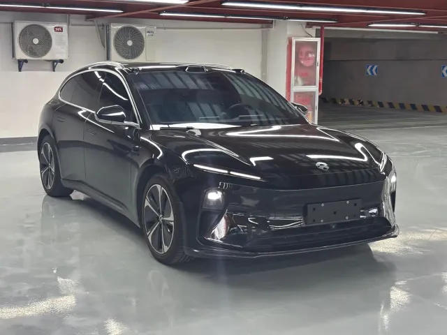 Nio ET5 Touring — Фото автомобиля 3