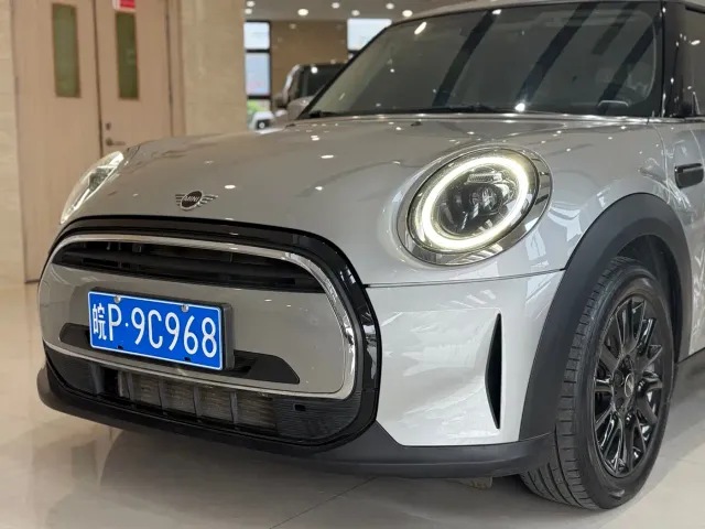 MINI Hatch — Фото автомобиля 4