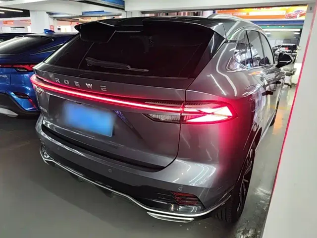 Roewe RX5 — Фото автомобиля 6