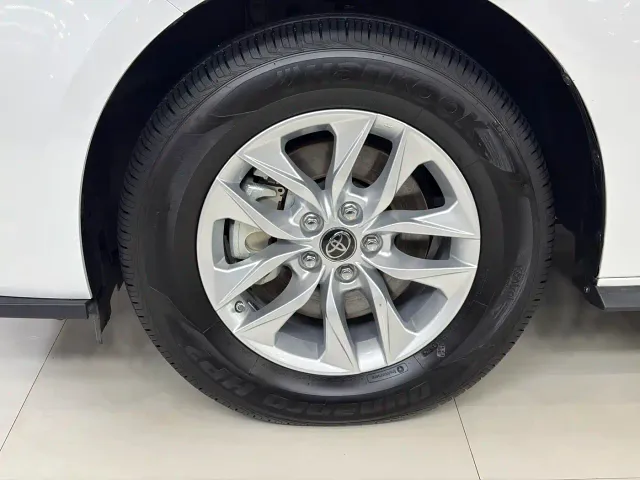 Toyota Granvia — Фото автомобиля 17
