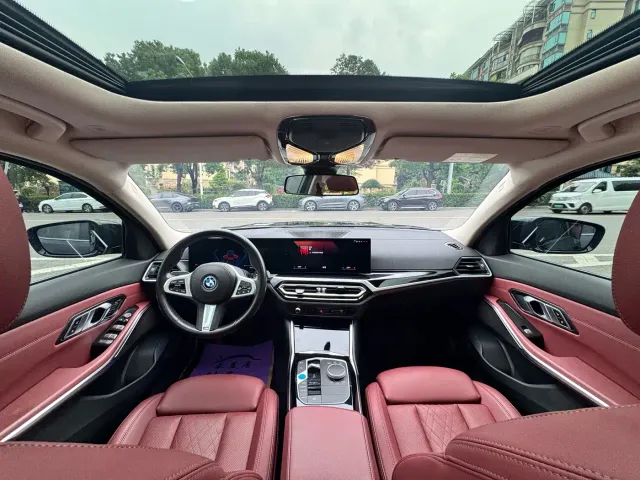 BMW i3 — Фото автомобиля 14
