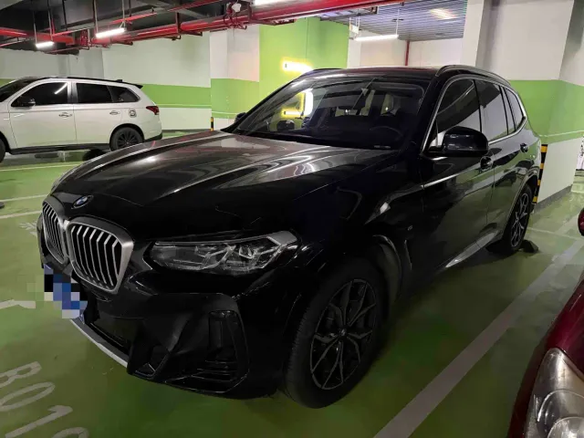 Фотография автомобиля — BMW X3
