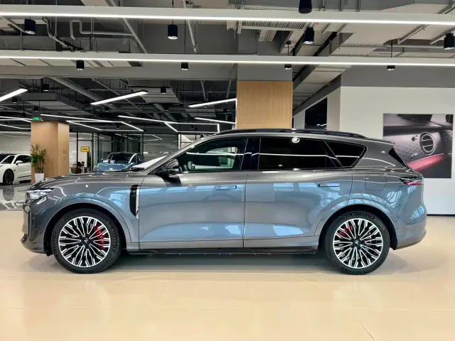 Voyah Auto VOYAH FREE 2025 FREE+ 4WD Qiankun Edition — Фото автомобиля 3