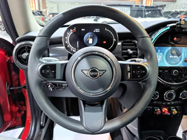 MINI Hatch — Фото автомобиля 8