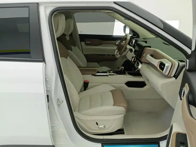 Geely ICON — Фото автомобиля 8