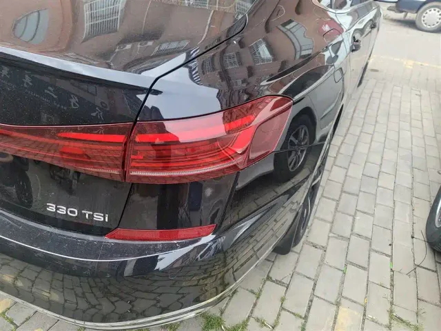 Volkswagen Passat — Фото автомобиля 7