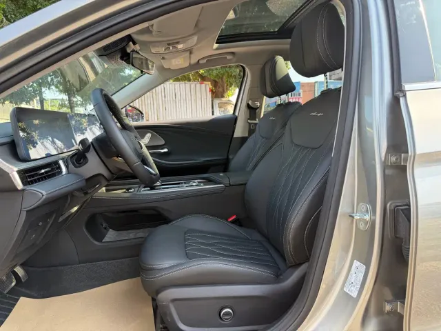 Chery Arrizo 8 — Фото автомобиля 11
