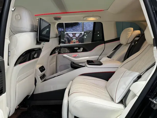 Mercedes-Benz GLS-Class — Фото автомобиля 13
