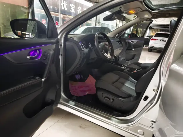 Nissan Qashqai — Фото автомобиля 7
