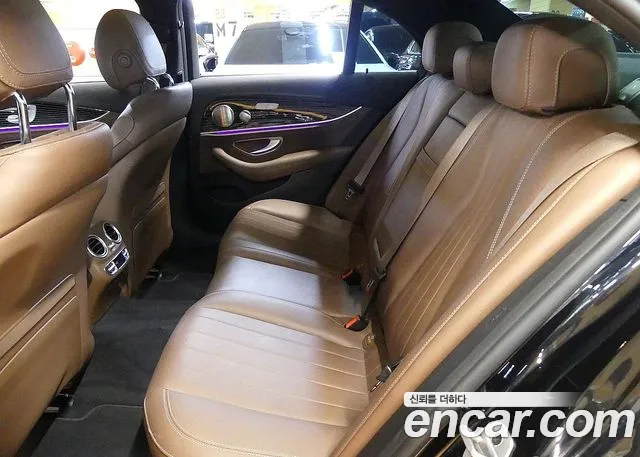 Mercedes-Benz E-Class W213 — Фото автомобиля 18