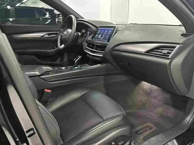 Cadillac CT5 — Фото автомобиля 13