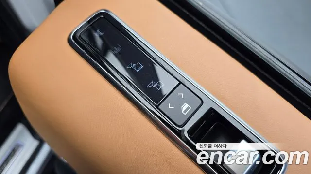 Land Rover Range Rover — Фото автомобиля 15