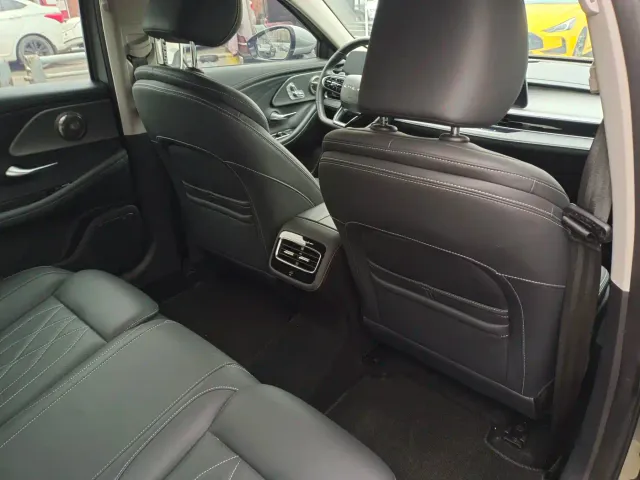 Chery Arrizo 8 — Фото автомобиля 8