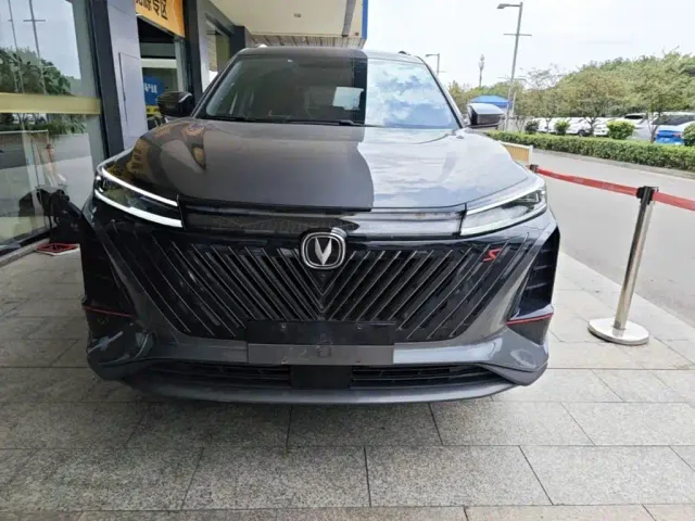 Changan CS75 Plus — Фото автомобиля 2