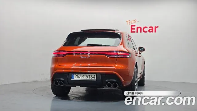 Porsche Macan — Фото автомобиля 4