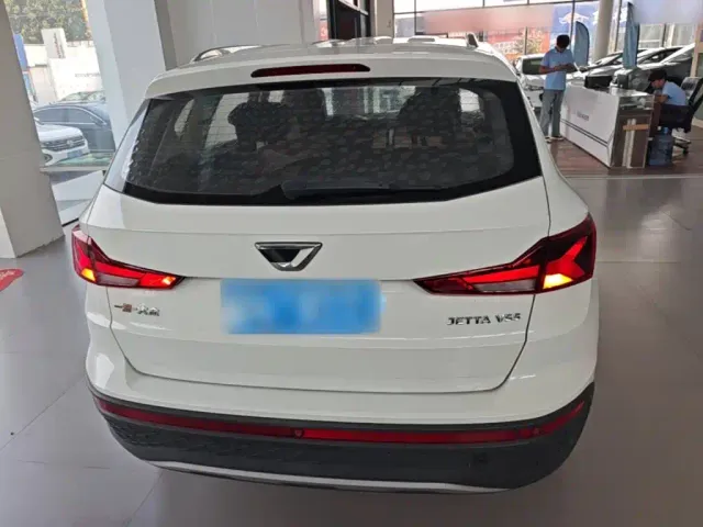 Jetta VS5 — Фото автомобиля 5