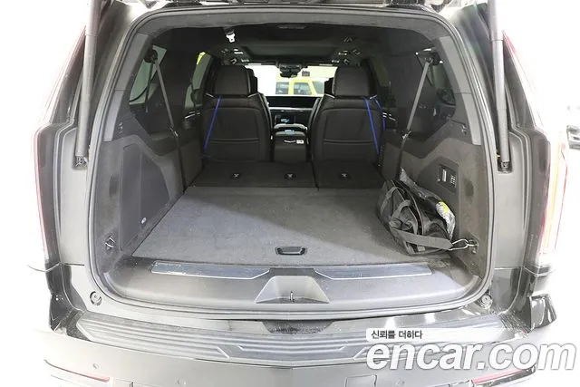 Cadillac Escalade 5th Gen — Фото автомобиля 5