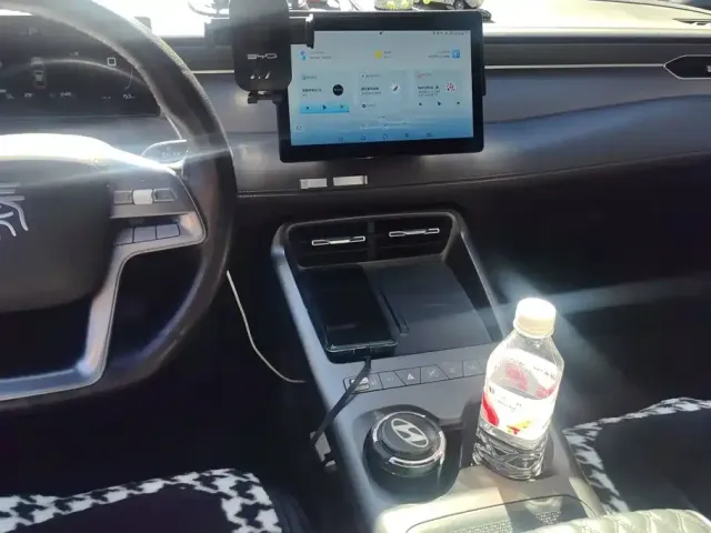 BYD Qin PLUS — Фото автомобиля 13