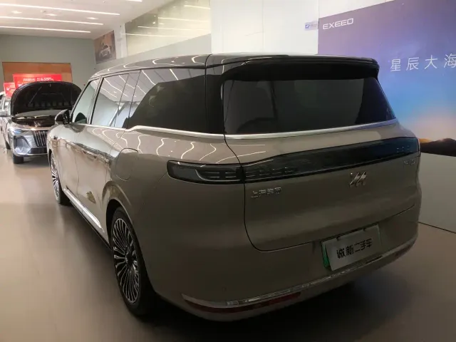 IM Motors LS9 — Фото автомобиля 4