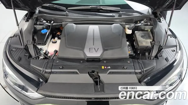 Kia EV6 — Фото автомобиля 9