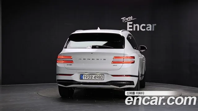 Genesis GV80 2.5T Бензин AWD — Фото автомобиля 2