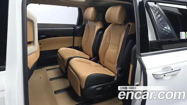 Kia Carnival 4th Gen — Фото автомобиля 17