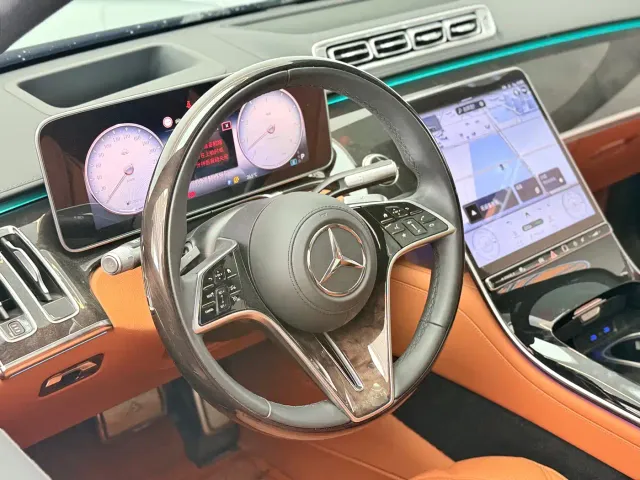 Mercedes-Benz Maybach S-Class — Фото автомобиля 16