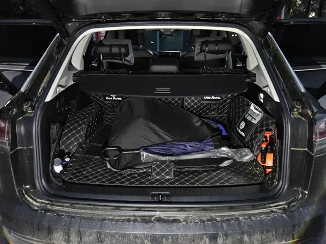 Volkswagen Tayron 2024 300TSI 2WD Luxury Plus Advanced — Фото автомобиля 4