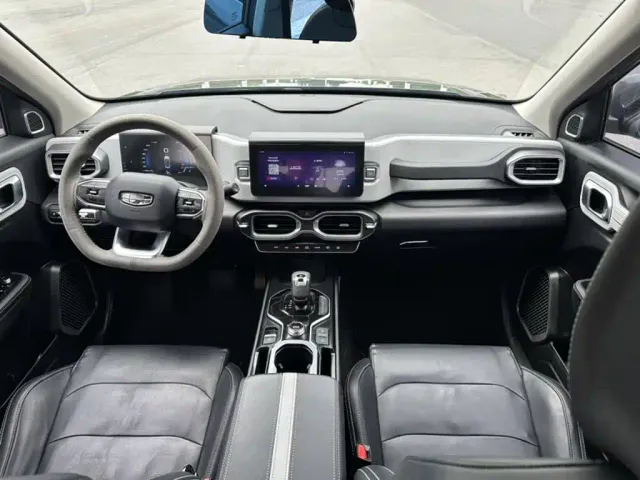 Geely ICON — Фото автомобиля 13